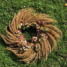 Load image into Gallery viewer, Bartram&#39;s Garden Signature Botanical Wreaths

