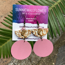Load image into Gallery viewer, Earrings by Sunnie Wallflower
